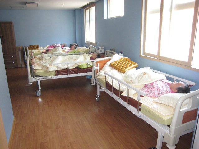 예가노인전문요양원 이미지 18