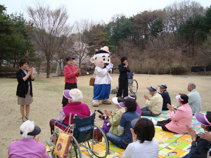 초정노인요양원 이미지 6