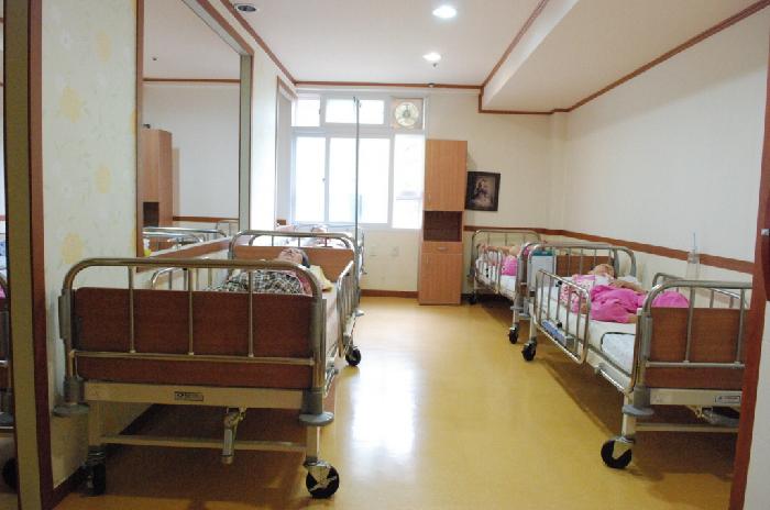 이레마을노인요양원 이미지 7