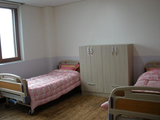 명암노인요양원 이미지 9