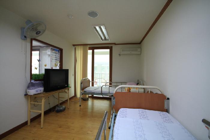 영광노인복지센터 노인요양공동생활가정 이미지 6