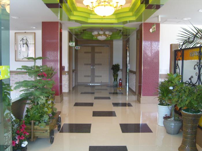 보금자리노인전문요양원 이미지 2