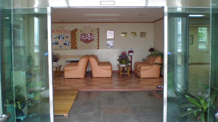 흰돌요양센터(목제관) 이미지 10