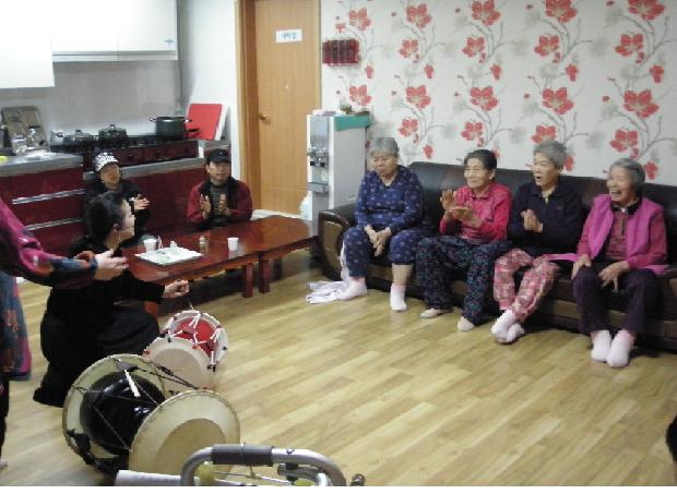 희망노인공동생활가정 이미지 4