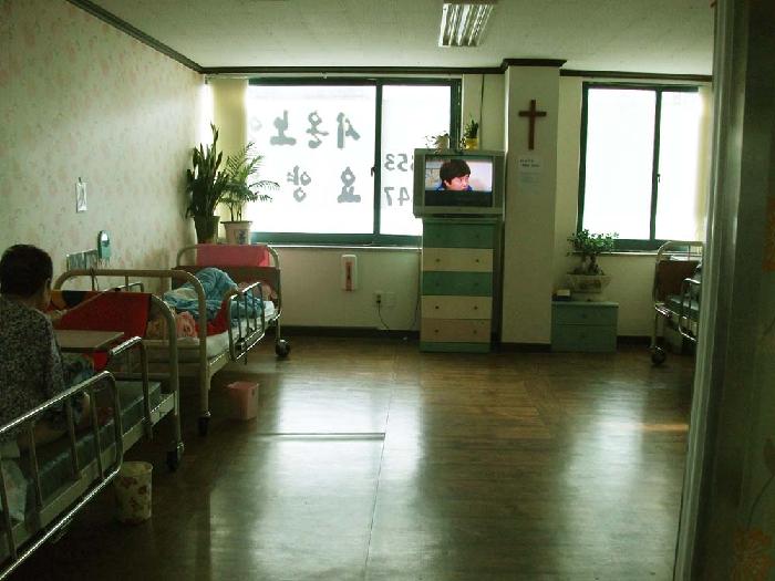 시온노인요양원 이미지 4