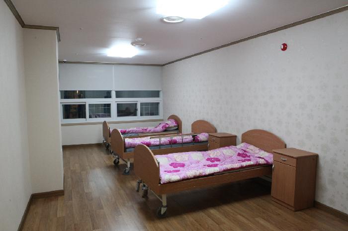 봄나라요양원 이미지 5