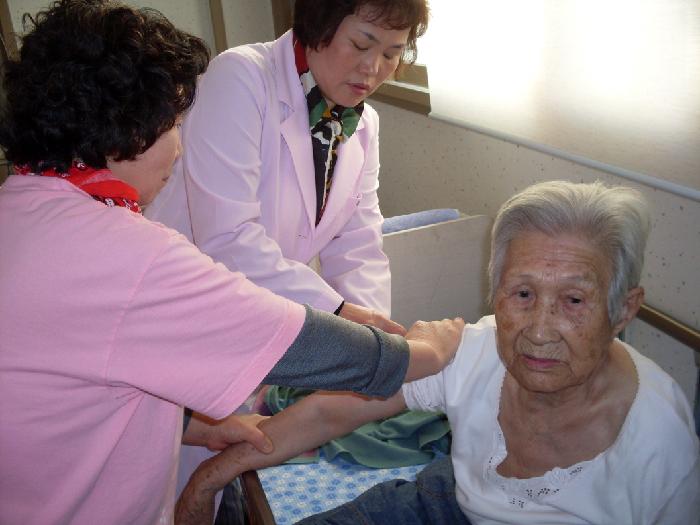 팔공어르신요양원 이미지 19