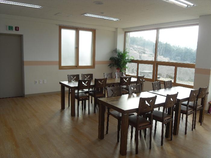 기쁜노인요양원 이미지 5