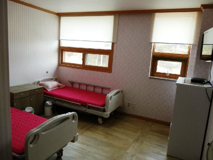 장수실버그린노인전문요양원 이미지 2