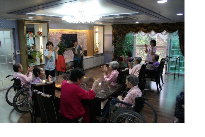 아가페실버센터 이미지 8