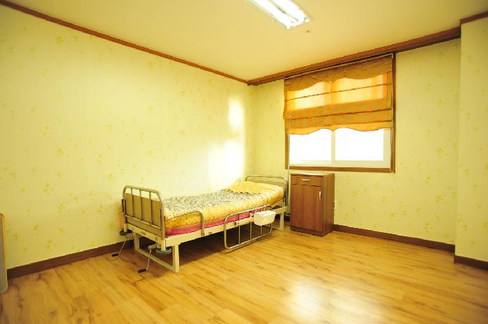 새봄노인전문요양원 이미지 13