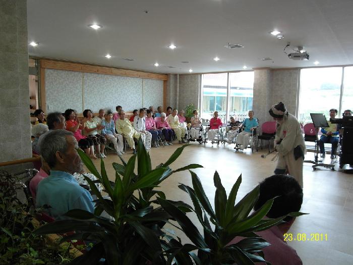 정겨운 뜰안 이미지 33