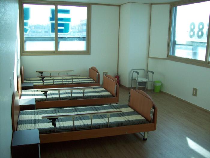 금빛요양원 이미지 8