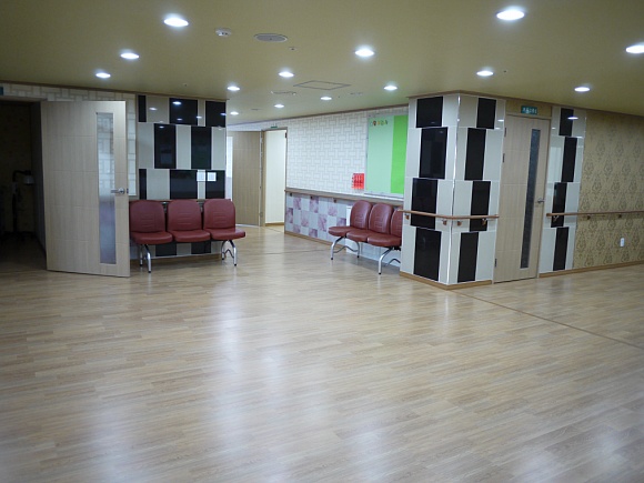 글로리 요양원 이미지 8