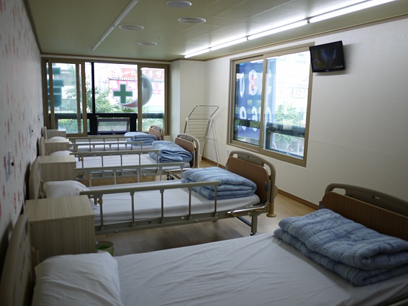 글로리 요양원 이미지 6