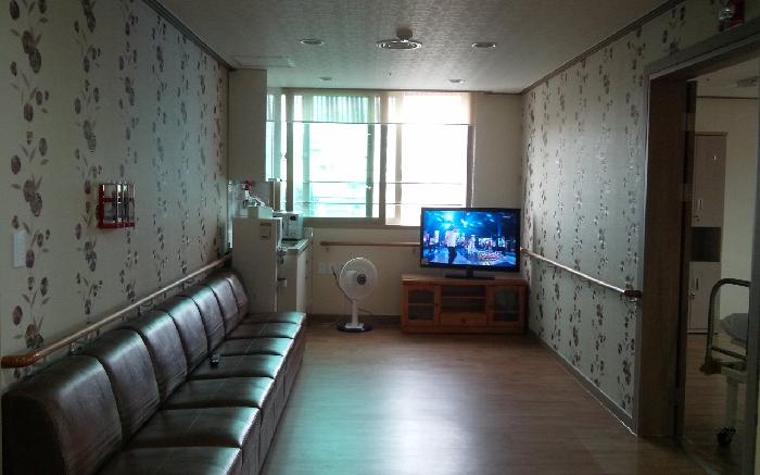 우리사랑노인요양시설 이미지 8