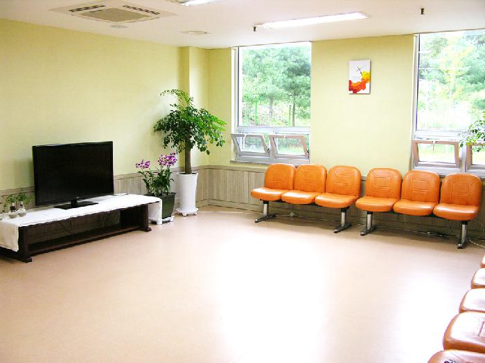 충주노인요양원 이미지 8