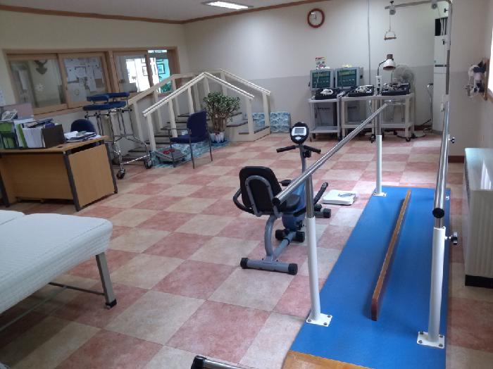 흰돌요양센터(목제관) 이미지 7