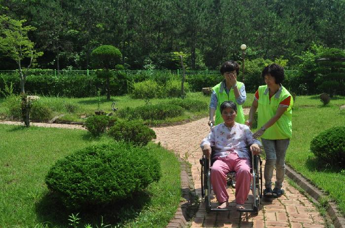 신안군노인전문요양원 이미지 16