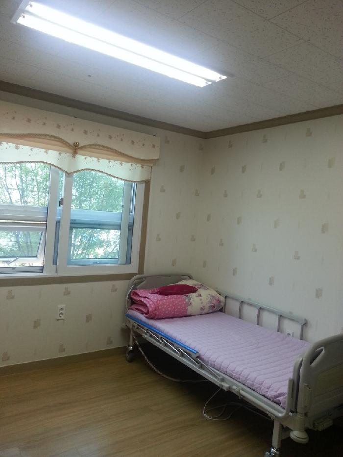 늘사랑요양원 이미지 2