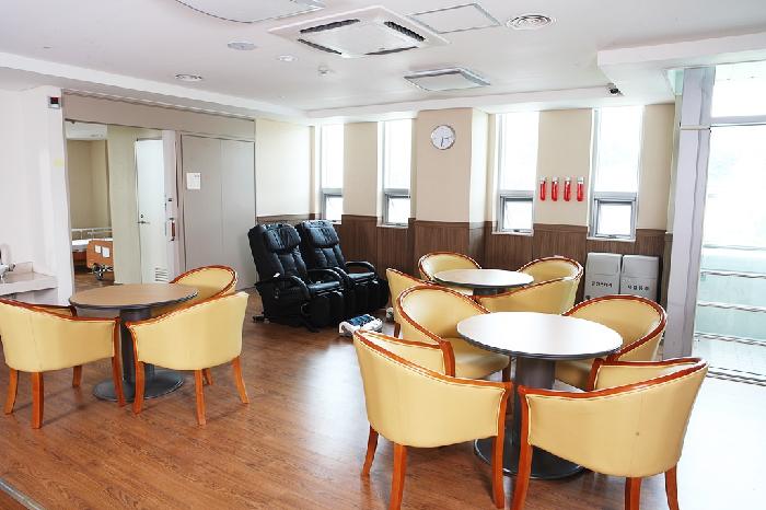 성남시노인보건센터 이미지 10