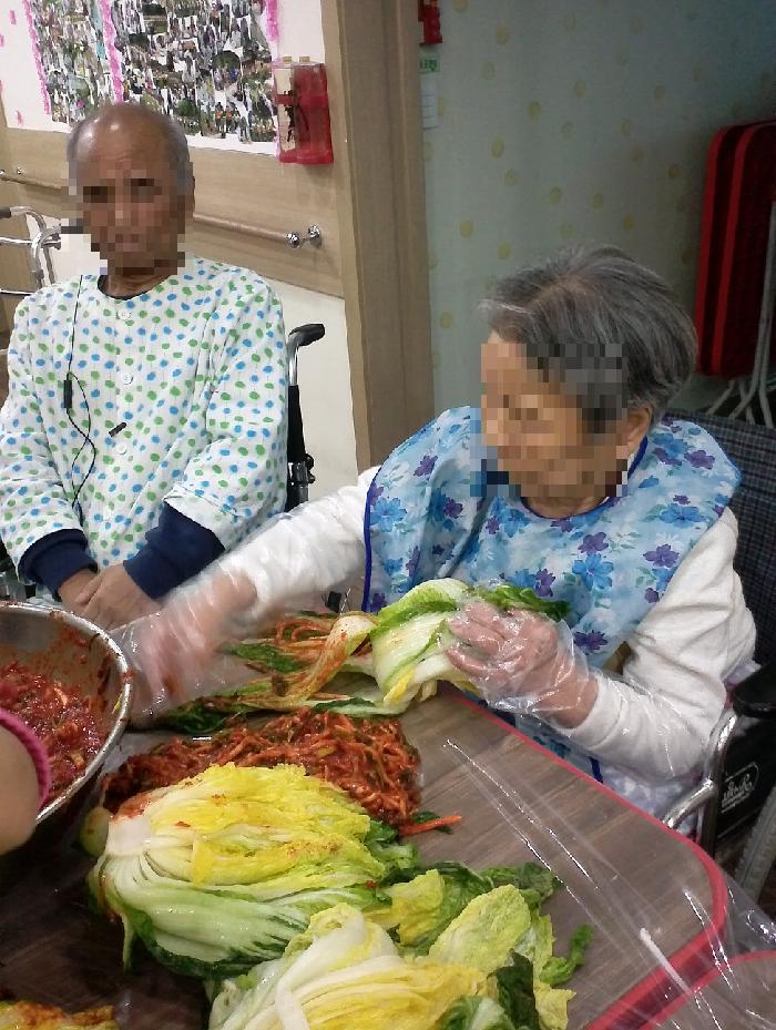 늘사랑실버케어센터 이미지 15