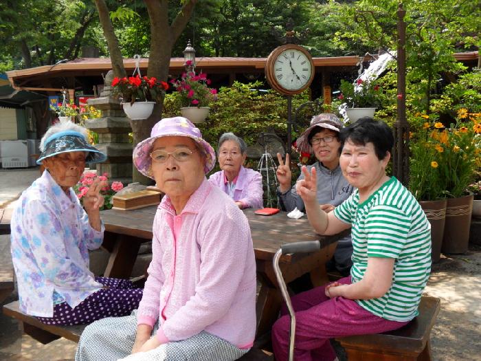 엠마우스 노인요양공동생활가정 이미지 8