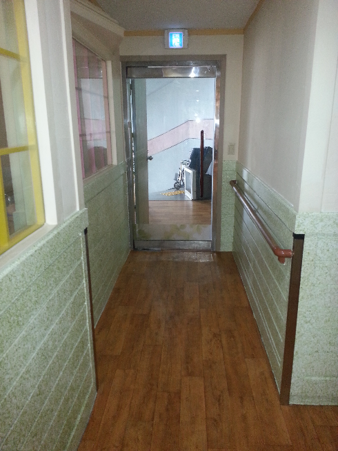 흰돌장기요양센터2호점 이미지 8