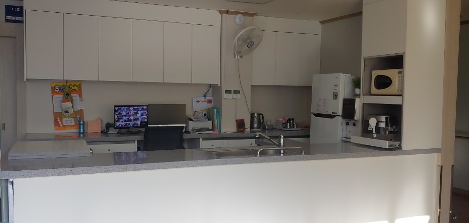 석운노인전문요양원 이미지 4