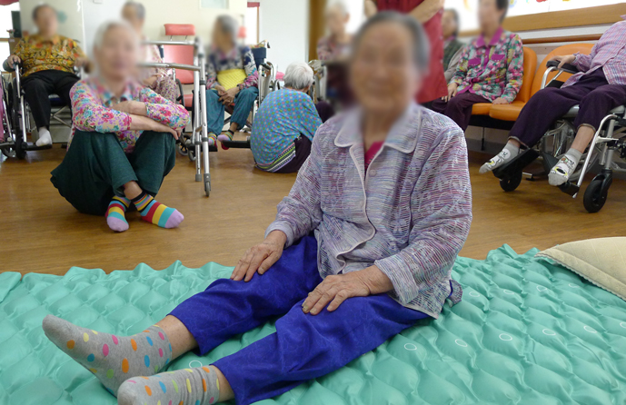 둥지노인전문요양원 이미지 4