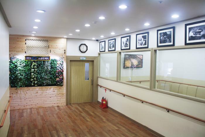 휴먼케어요양원 이미지 2