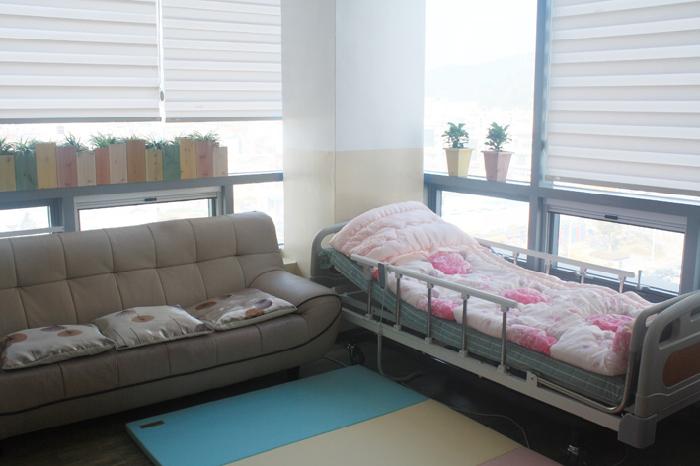 휴먼케어요양원 이미지 6