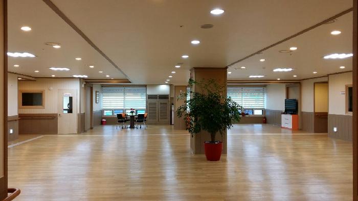 좋은이웃 노인전문요양원 이미지 10