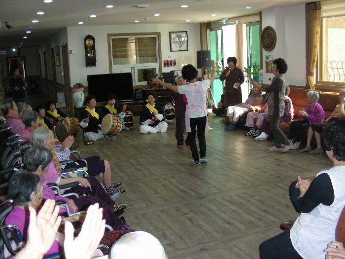 실로암노인전문요양원 이미지 3