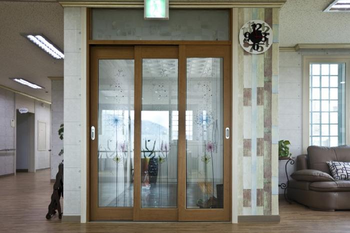 해피시니어스요양원 이미지 10