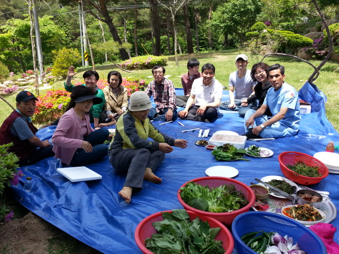 베푸는 공동체 이미지 23