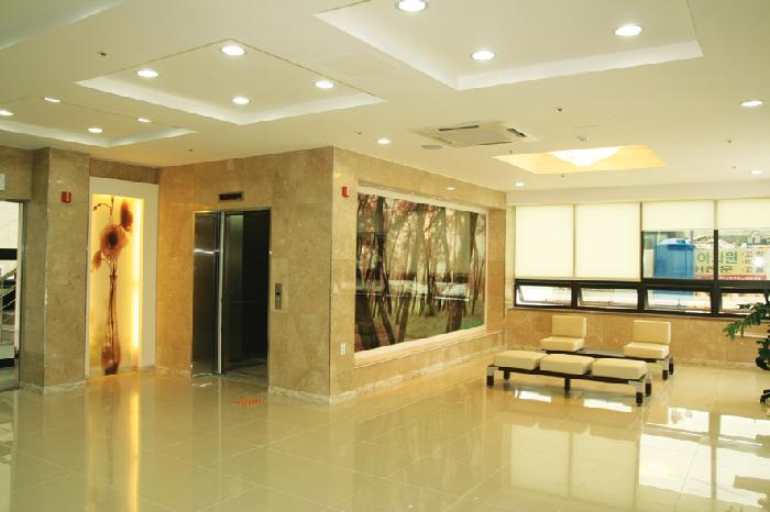 사랑지기어르신마을요양원 이미지 8