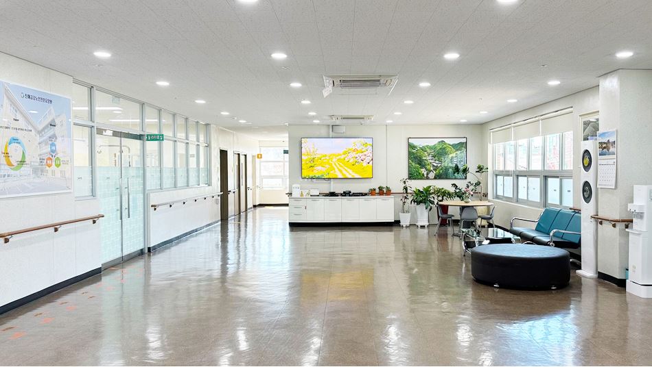 진해금강노인전문요양원 이미지 8