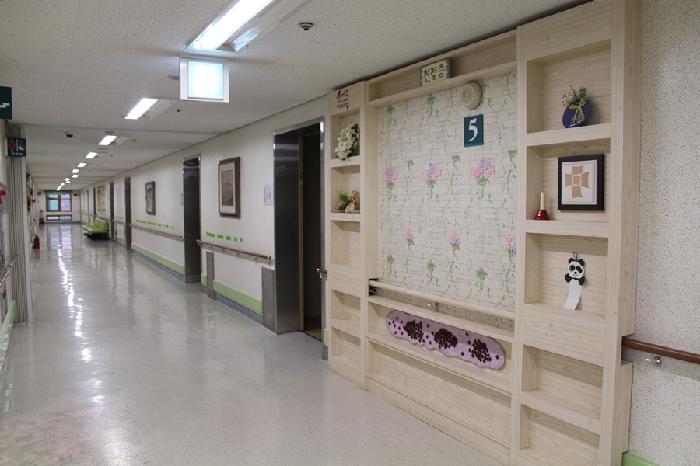 서울꽃동네신내노인요양원 이미지 6