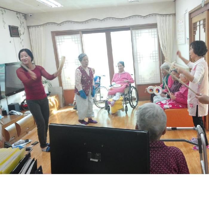 산내노인종합센터 이미지 4