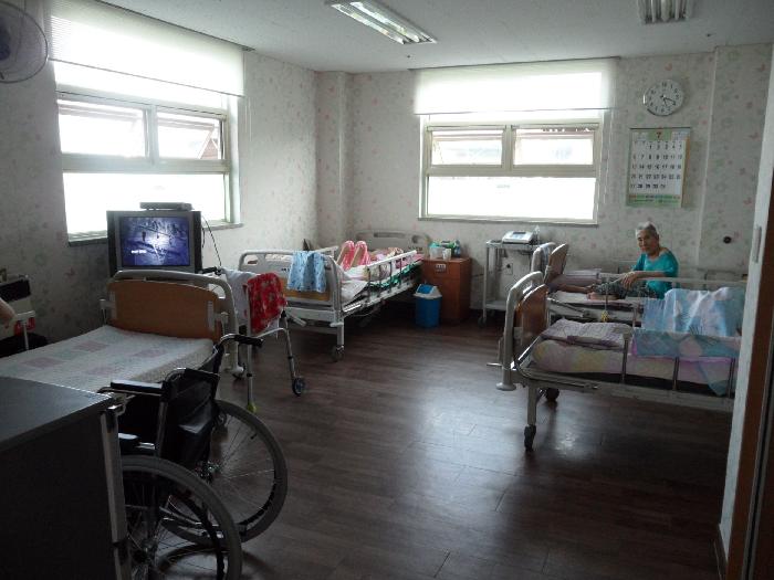 참사랑효마을요양원 이미지 2