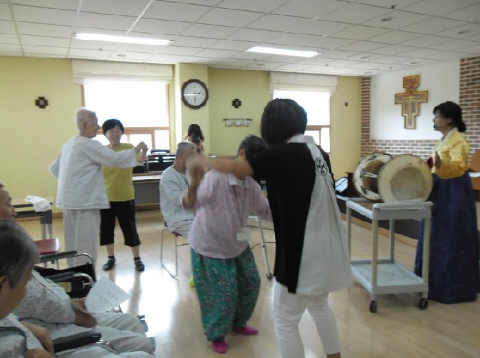 성요셉노인전문요양원 이미지 24