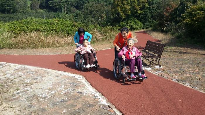 김해보훈요양원 이미지 18