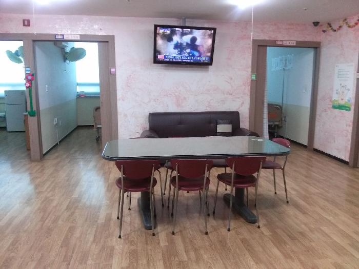 실버메디컬복지센터노인요양원 이미지 2