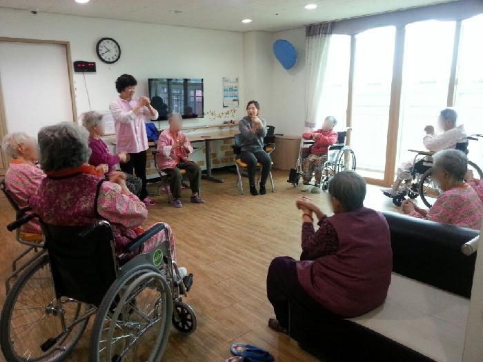 선재노인전문요양원 이미지 14