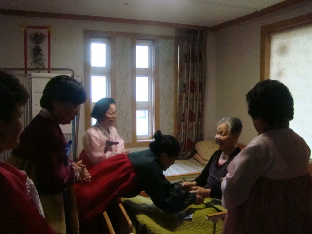 사랑의마을 노인요양공동생활가정 이미지 8