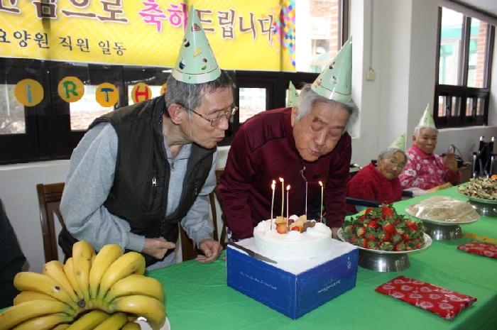 실버홈노인요양원 이미지 37