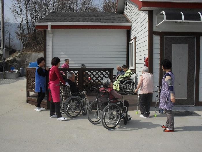 천사의손길노인요양원 이미지 4