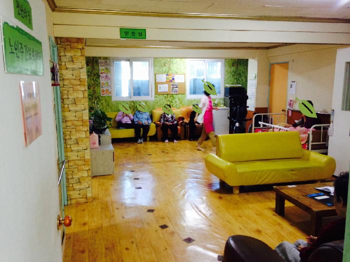 평안의집노인복지센터 이미지 9
