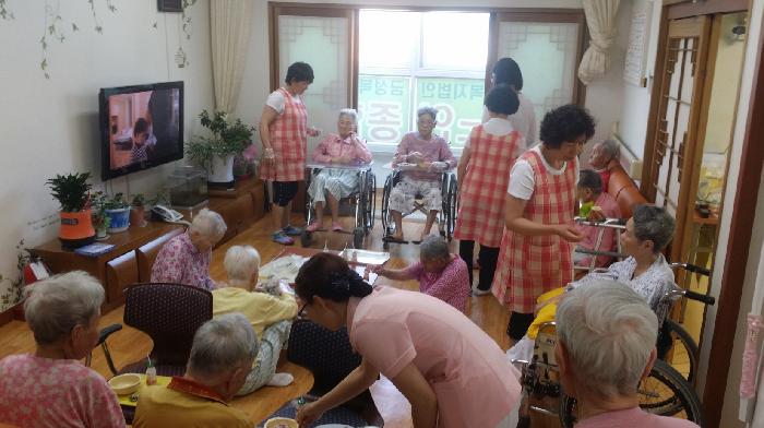 산내노인종합센터 이미지 2